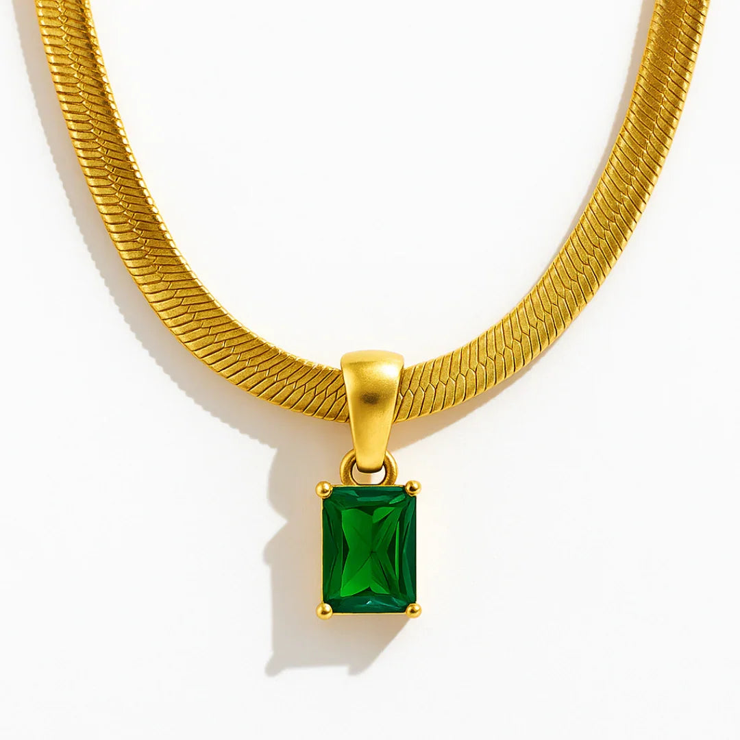 Colar Esmeralda Snake Banhado em Ouro 18k