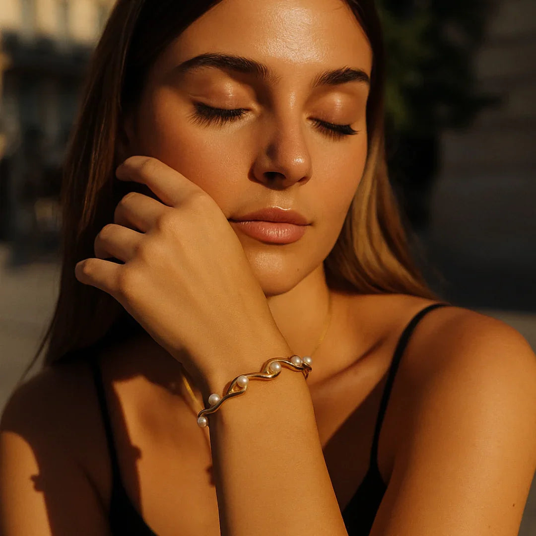 Bracelete Ramificado com Pérolas Banhado em Ouro 18k