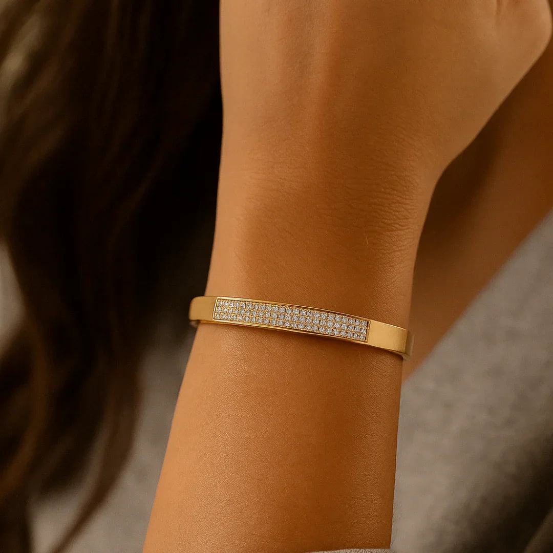 Pulseira Com Micro Cristais Banhada em Ouro 18k