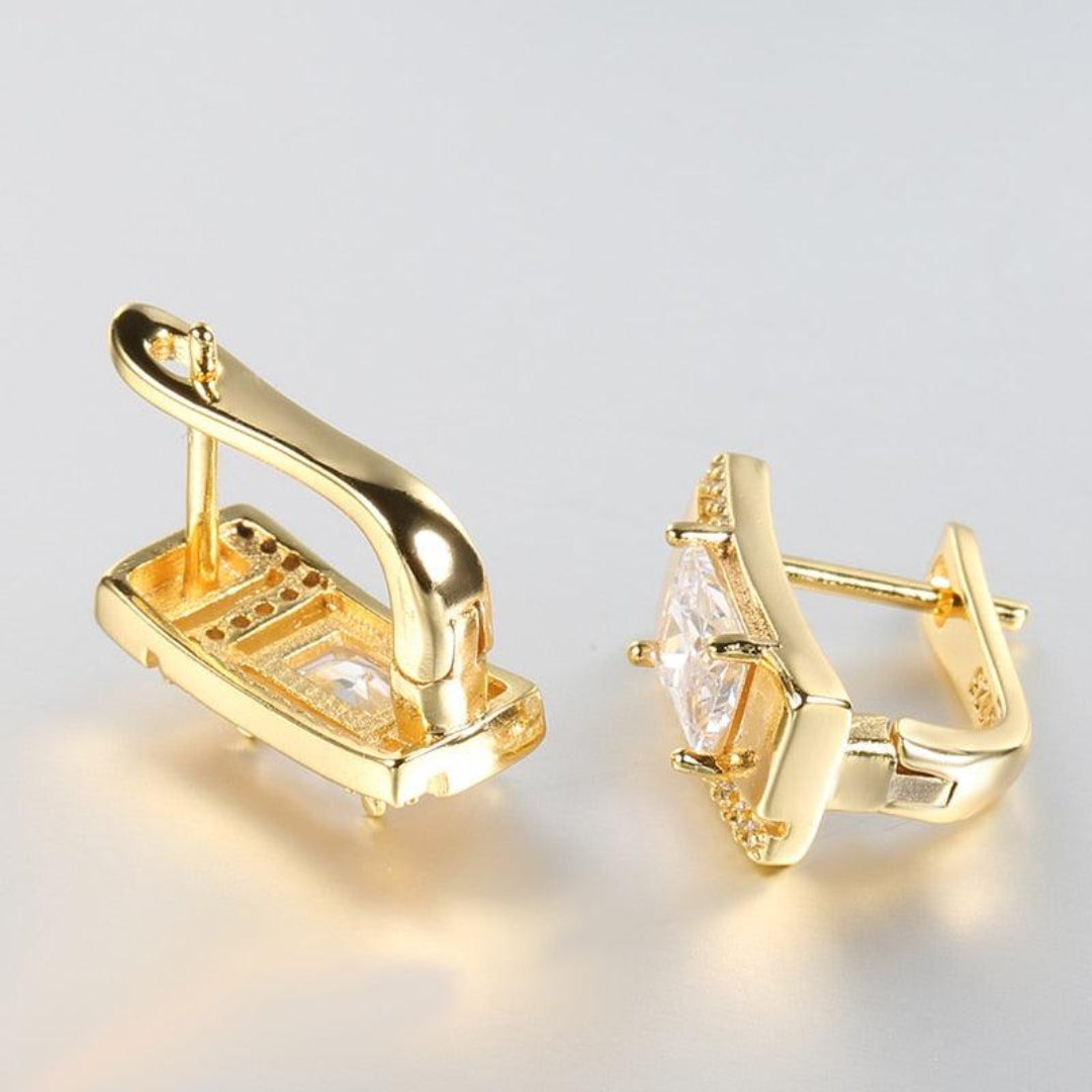 Brinco Com Dupla Camada De Zircônia Banhado Em Ouro 18k