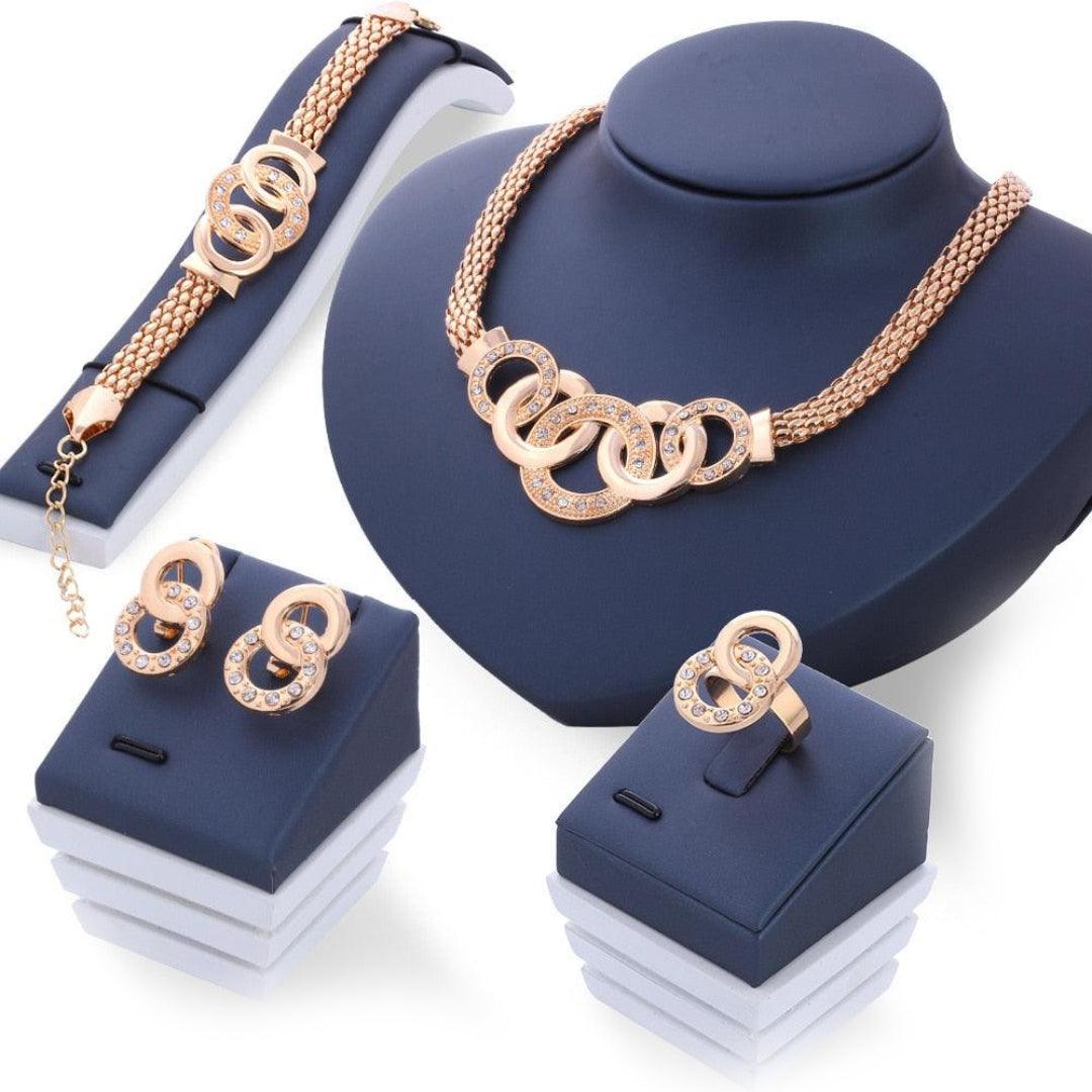 Conjunto Colar, Pulseira, Anel e Brincos Elos Banhado a Ouro 18k